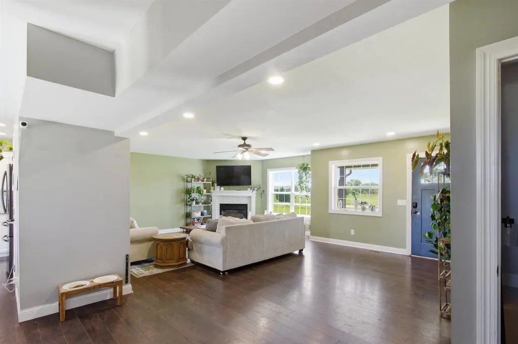 8615 Amber Ridge Viola KS 67149