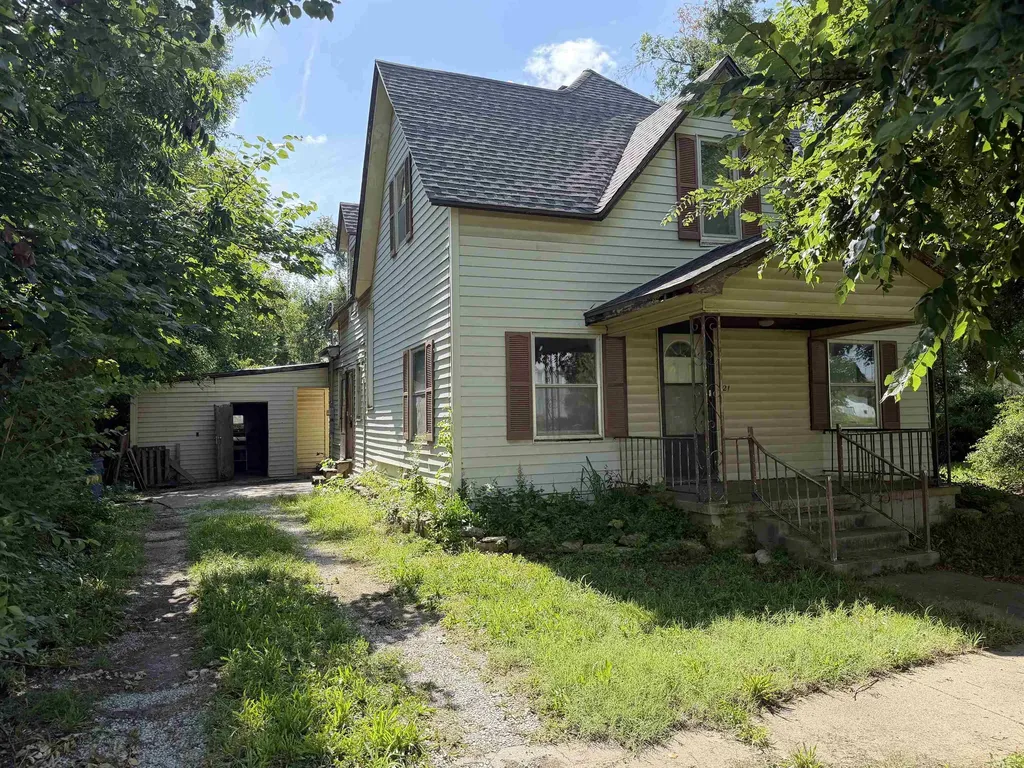 521 N Mulberry Street Eureka KS 67045