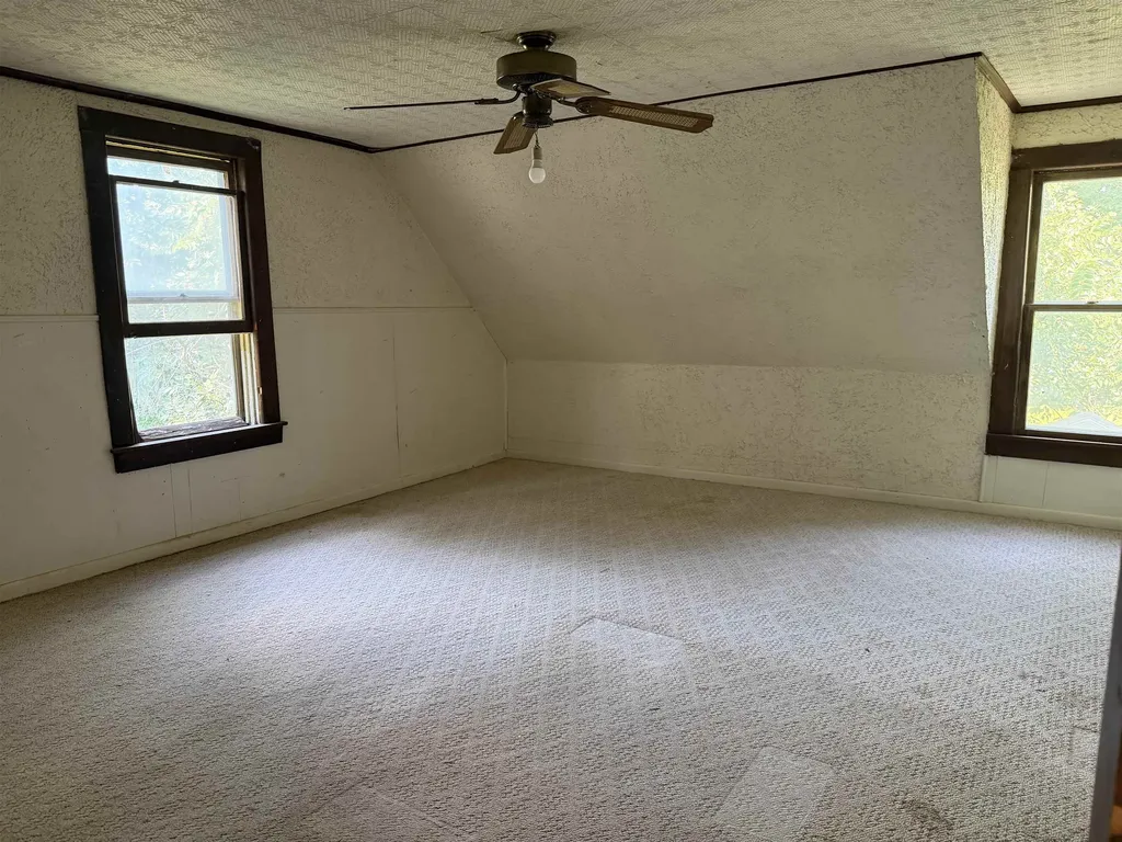 521 N Mulberry Street Eureka KS 67045