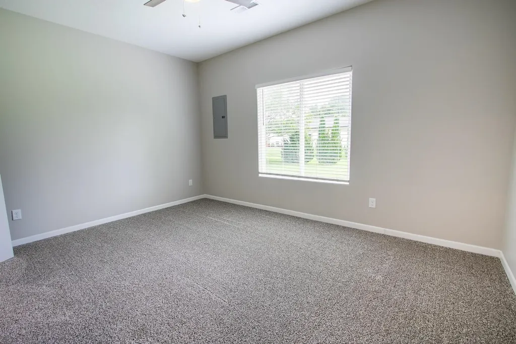 429-431 Harvest Road Hesston KS 67062