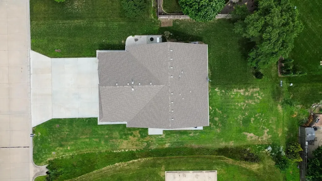 429-431 Harvest Road Hesston KS 67062