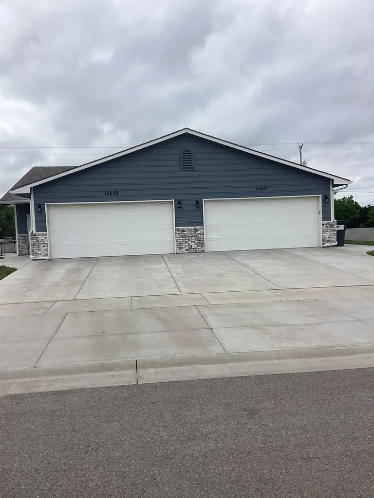 10408-10410 E Conifer Street Wichita KS 67207