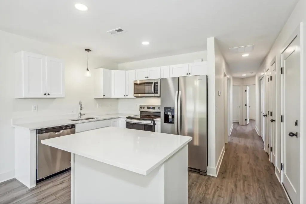 182 N Tomahawk Street Clearwater KS 67147