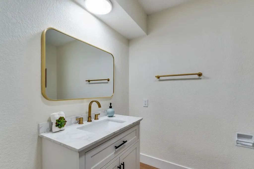14511 W Selma Wichita KS 67227