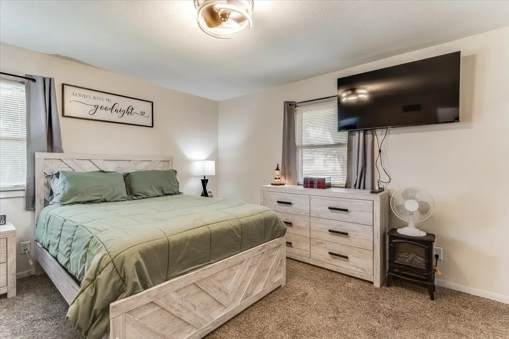 211 S Commercial Avenue Sedgwick KS 67135