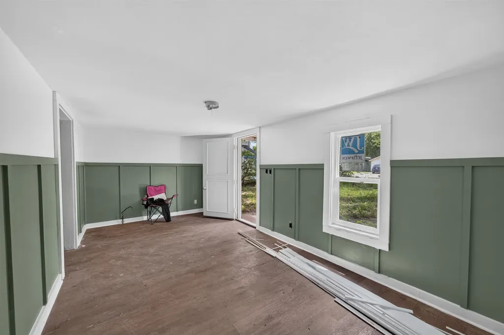 407 N Gordon Wichita KS 67203