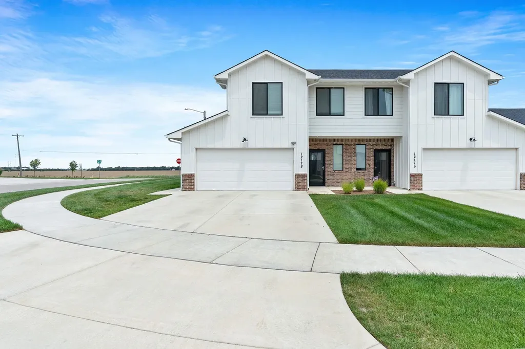 12178 W Swift Fox Wichita KS 67223