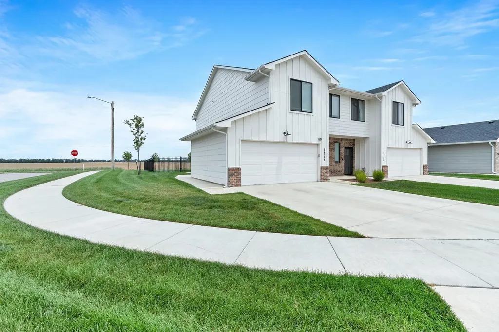 12178 W Swift Fox Wichita KS 67223
