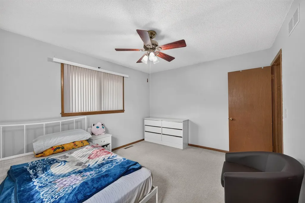 4516 E 27th Street N Wichita KS 67220