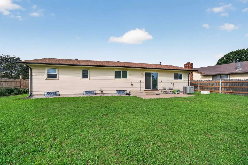 4516 E 27th Street N Wichita KS 67220