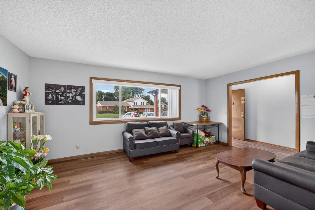 4516 E 27th Street N Wichita KS 67220