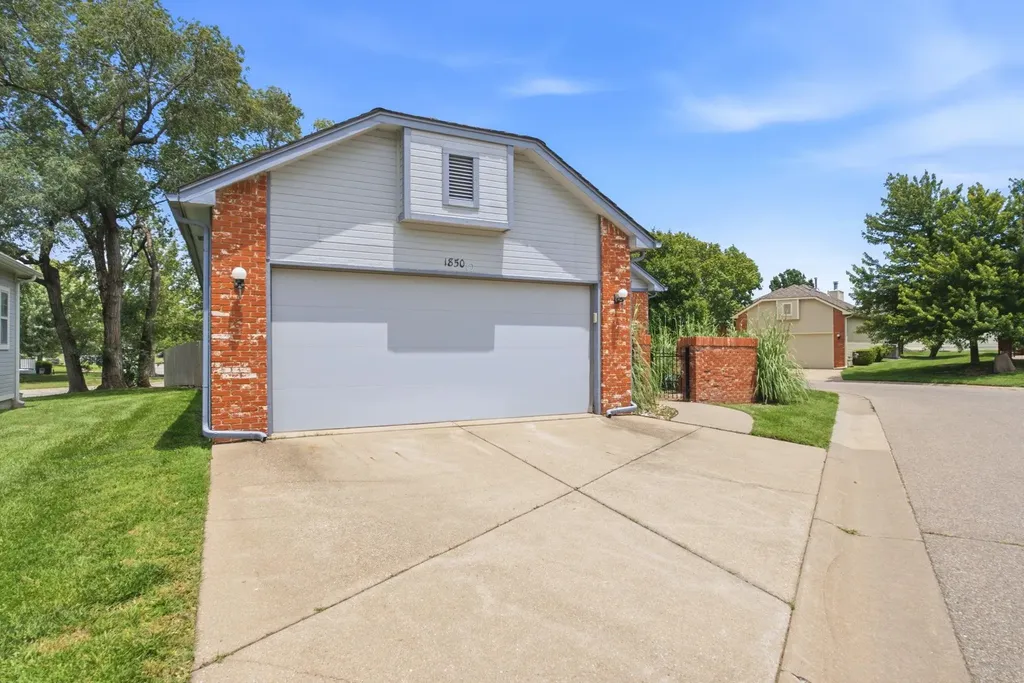6515 E 30th Street N Wichita KS 67226