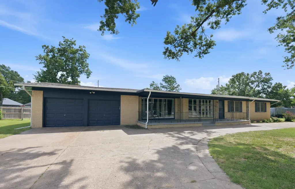 3110 N Sedgwick Avenue Wichita KS 67204
