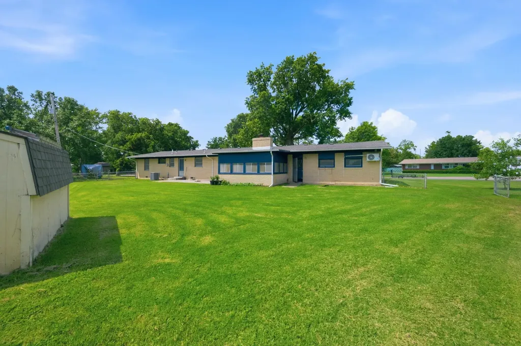 3110 N Sedgwick Avenue Wichita KS 67204