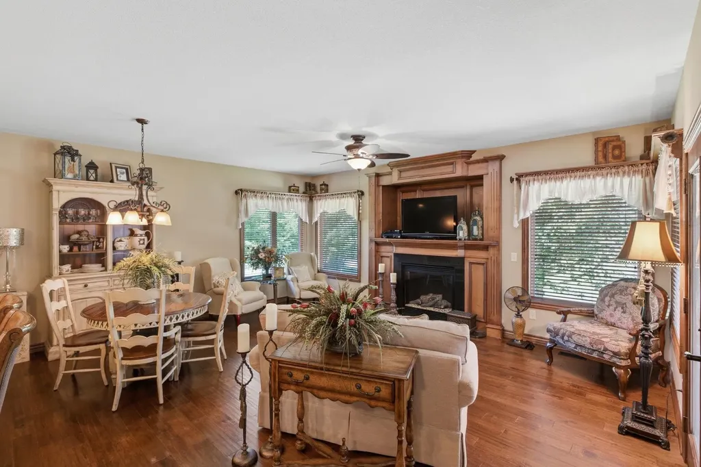 3131 N Den Hollow Street Wichita KS 67205