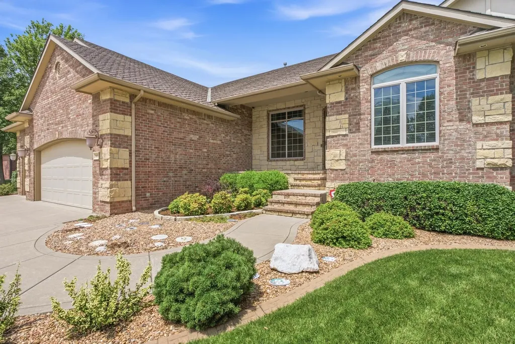 3131 N Den Hollow Street Wichita KS 67205
