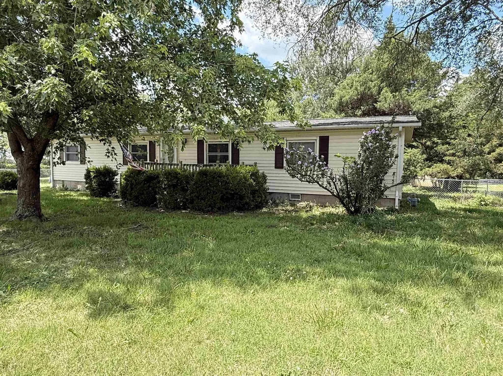 319 S 6th Street Towanda KS 67144