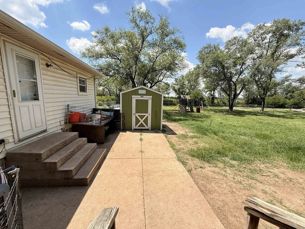 319 S 6th Street Towanda KS 67144
