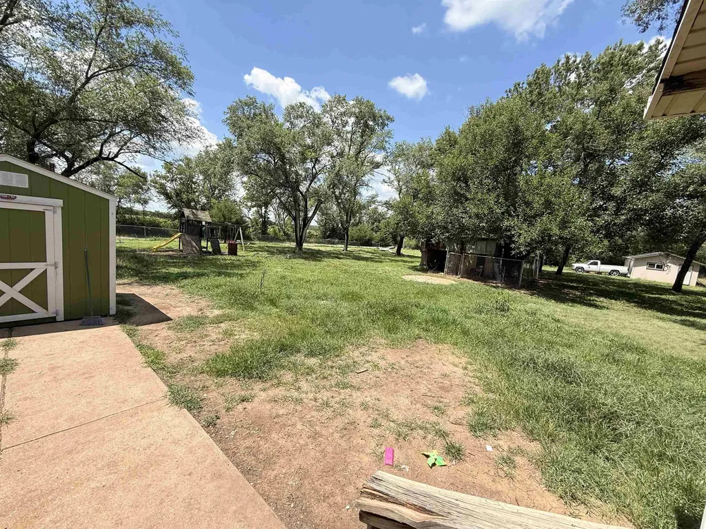 319 S 6th Street Towanda KS 67144