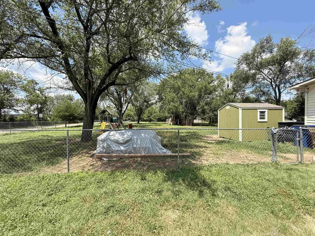 319 S 6th Street Towanda KS 67144