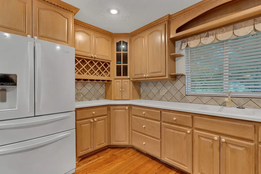1340 S Greenwich Wichita KS 67207