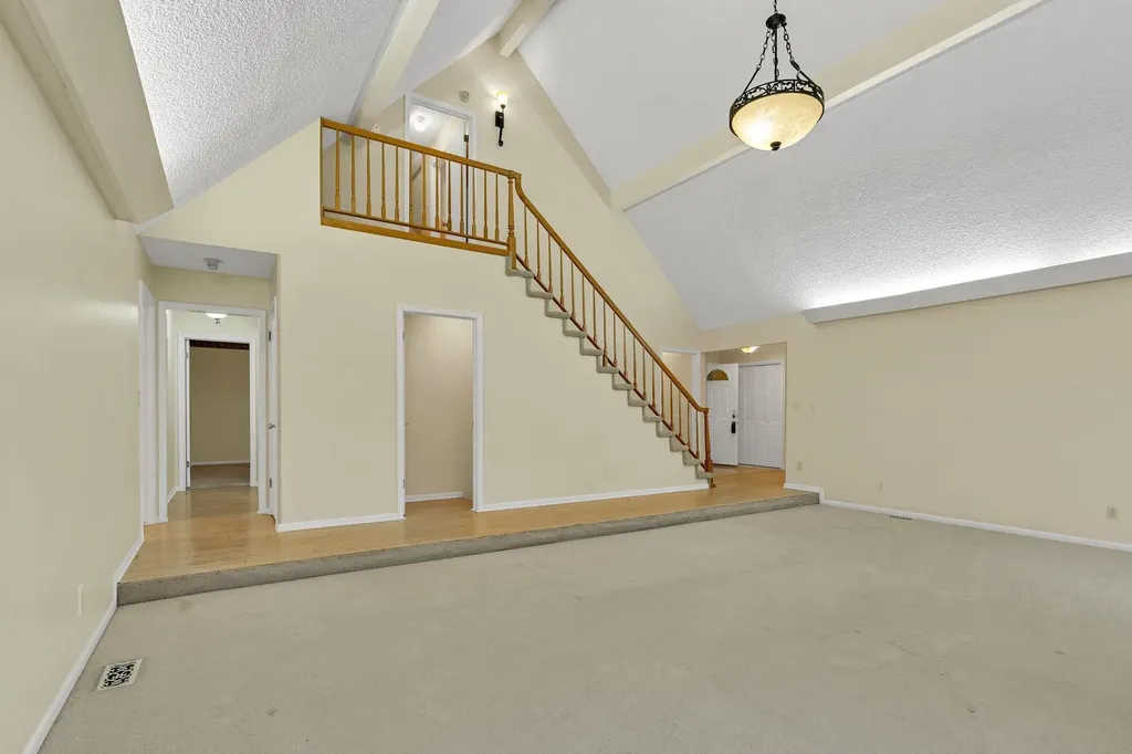 1340 S Greenwich Wichita KS 67207