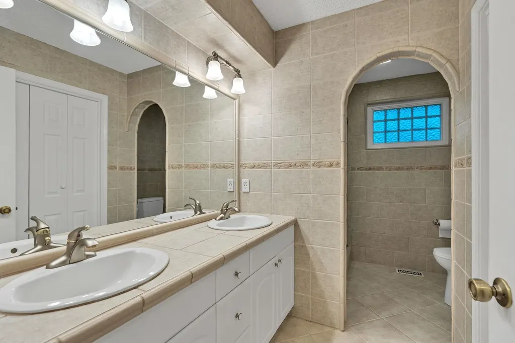 1340 S Greenwich Wichita KS 67207