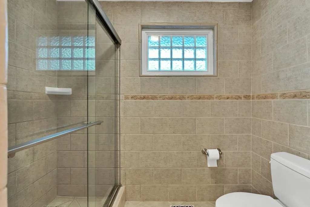 1340 S Greenwich Wichita KS 67207