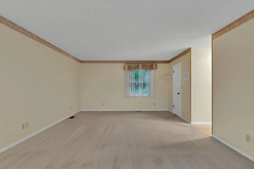 1340 S Greenwich Wichita KS 67207