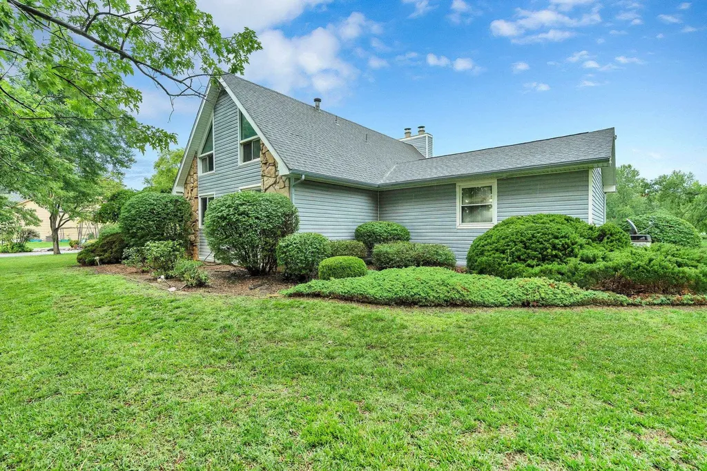 1340 S Greenwich Wichita KS 67207