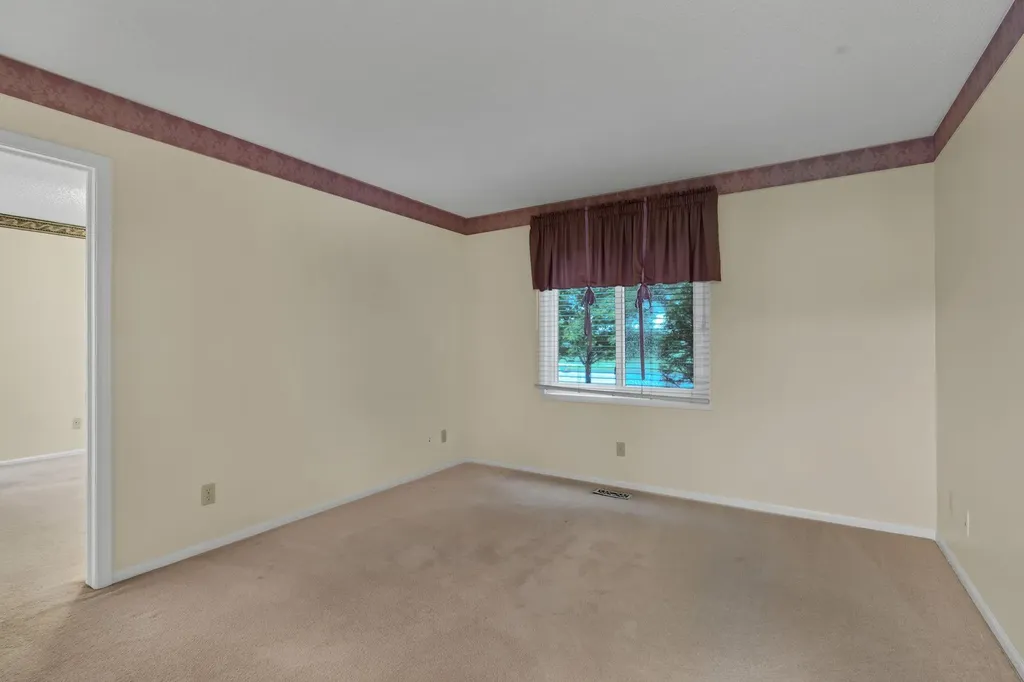 1340 S Greenwich Wichita KS 67207
