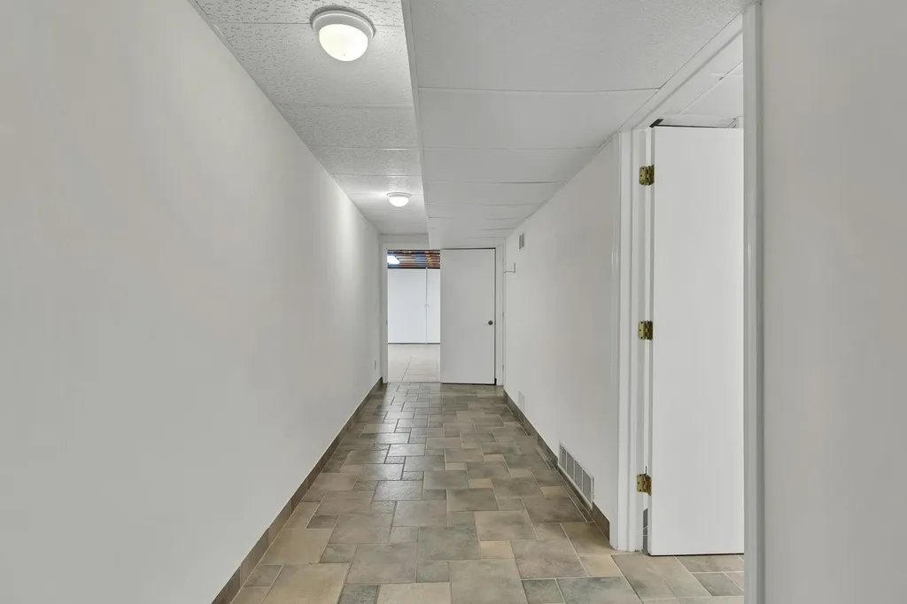 1340 S Greenwich Wichita KS 67207