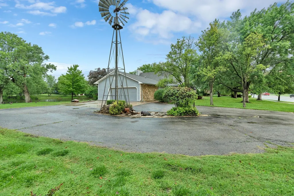 1340 S Greenwich Wichita KS 67207