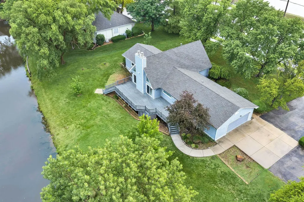 1340 S Greenwich Wichita KS 67207