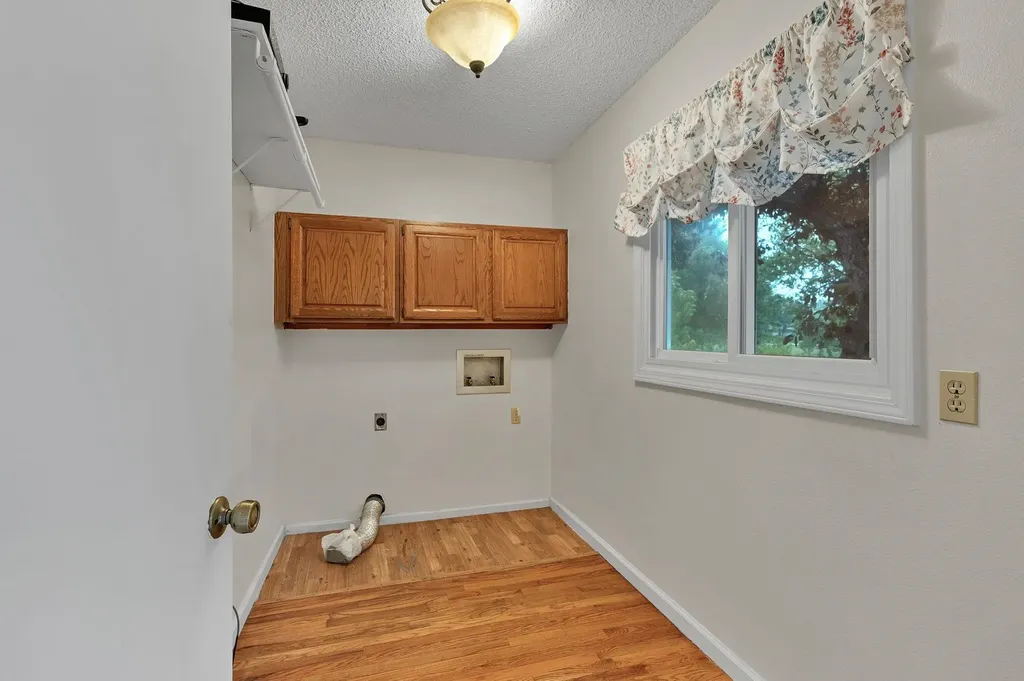 1340 S Greenwich Wichita KS 67207