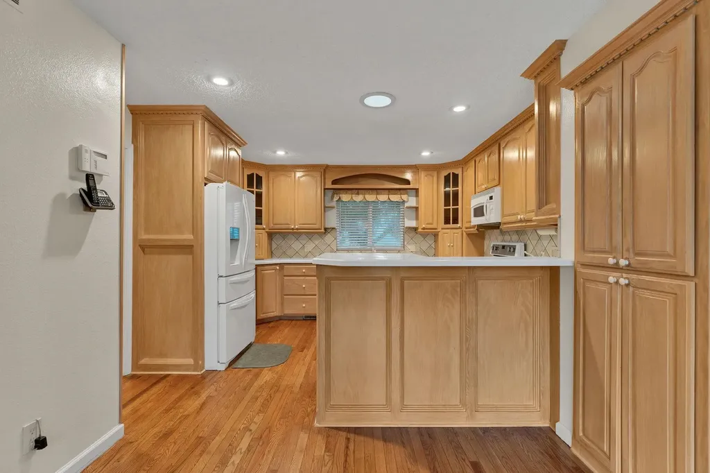 1340 S Greenwich Wichita KS 67207