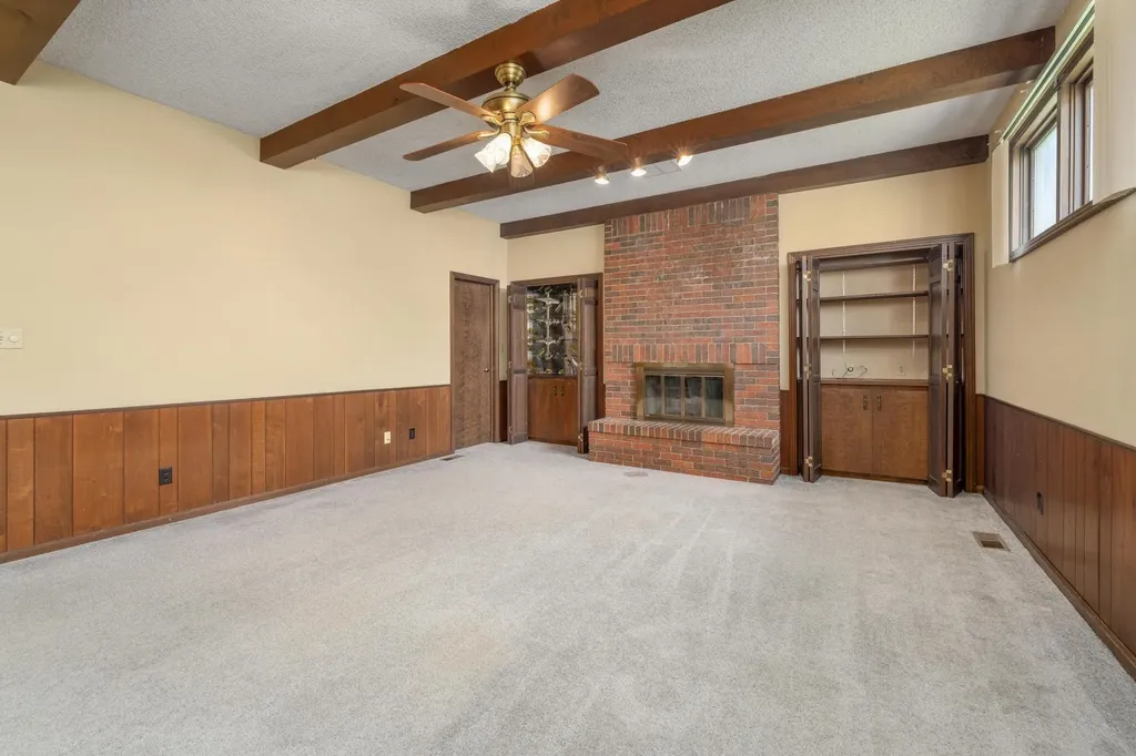 1631 N Clarence Avenue Wichita KS 67203