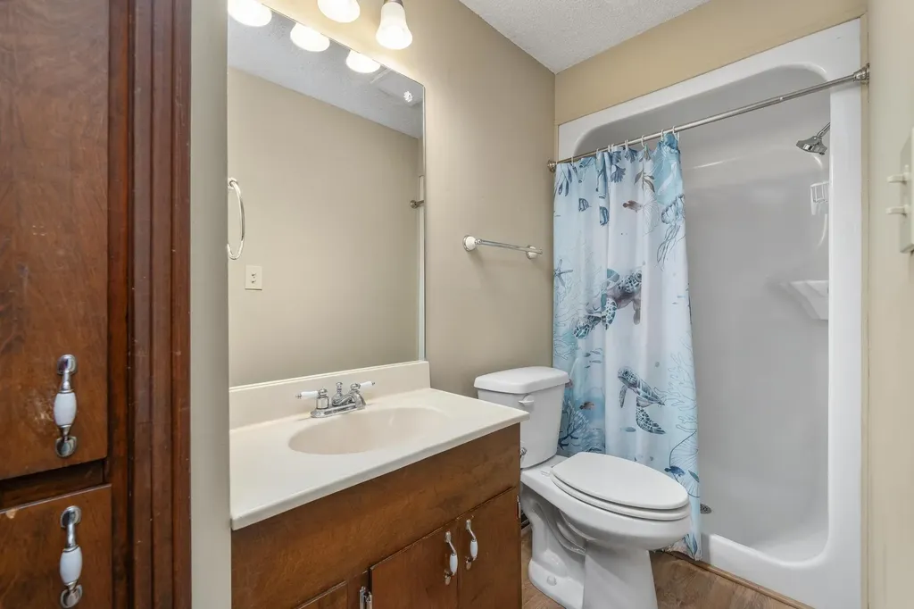 1631 N Clarence Avenue Wichita KS 67203