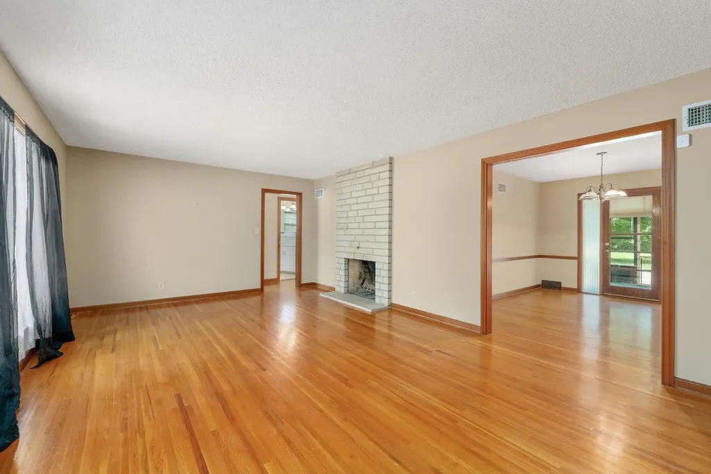 1631 N Clarence Avenue Wichita KS 67203