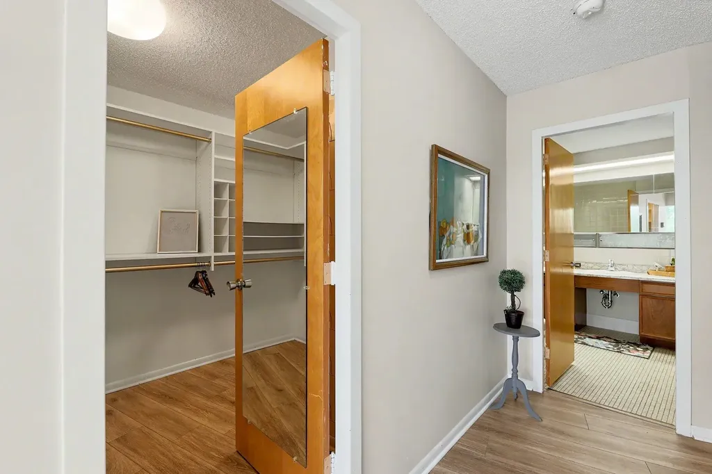 1401 W River Boulevard Wichita KS 67203