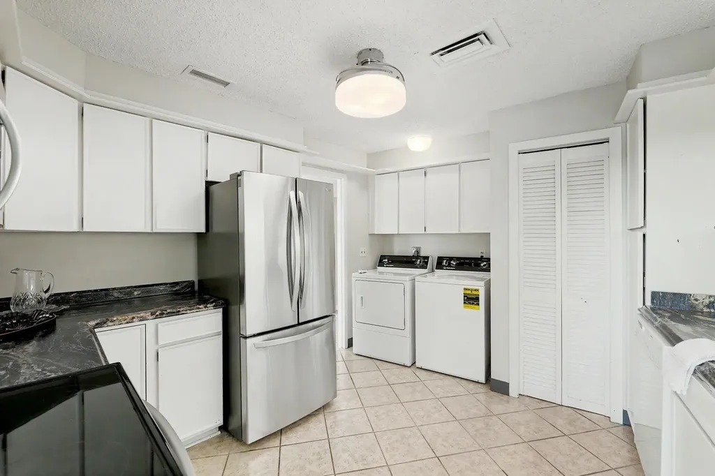 1401 W River Boulevard Wichita KS 67203