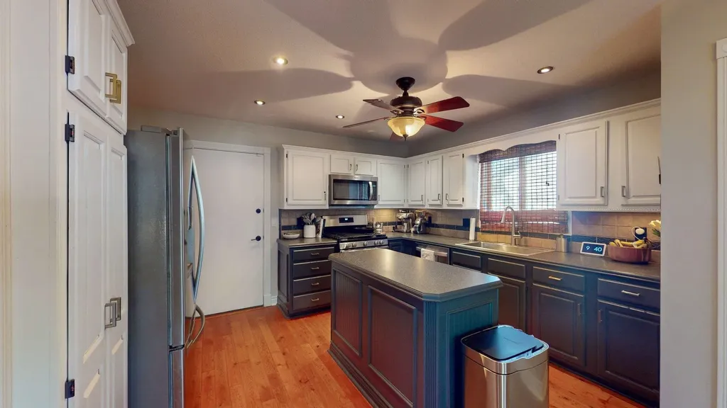 1715 N Pine Grove Street Wichita KS 67212