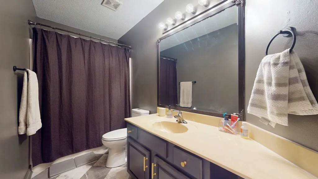 1715 N Pine Grove Street Wichita KS 67212