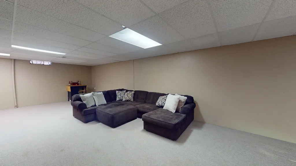 1715 N Pine Grove Street Wichita KS 67212