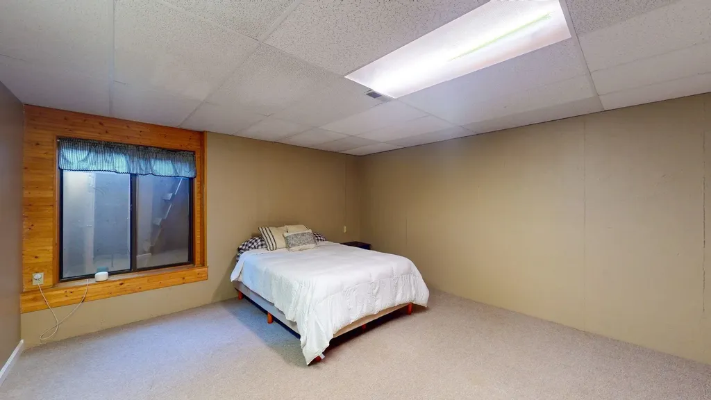 1715 N Pine Grove Street Wichita KS 67212