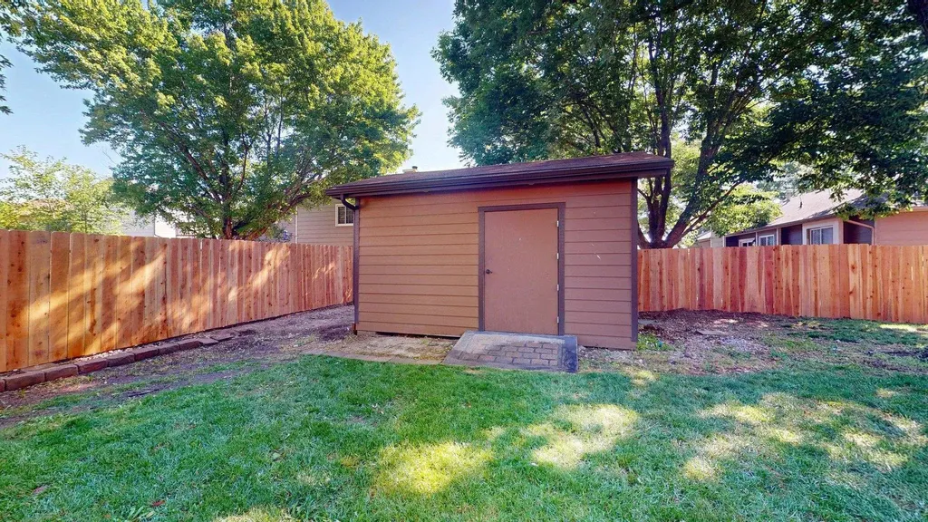1715 N Pine Grove Street Wichita KS 67212