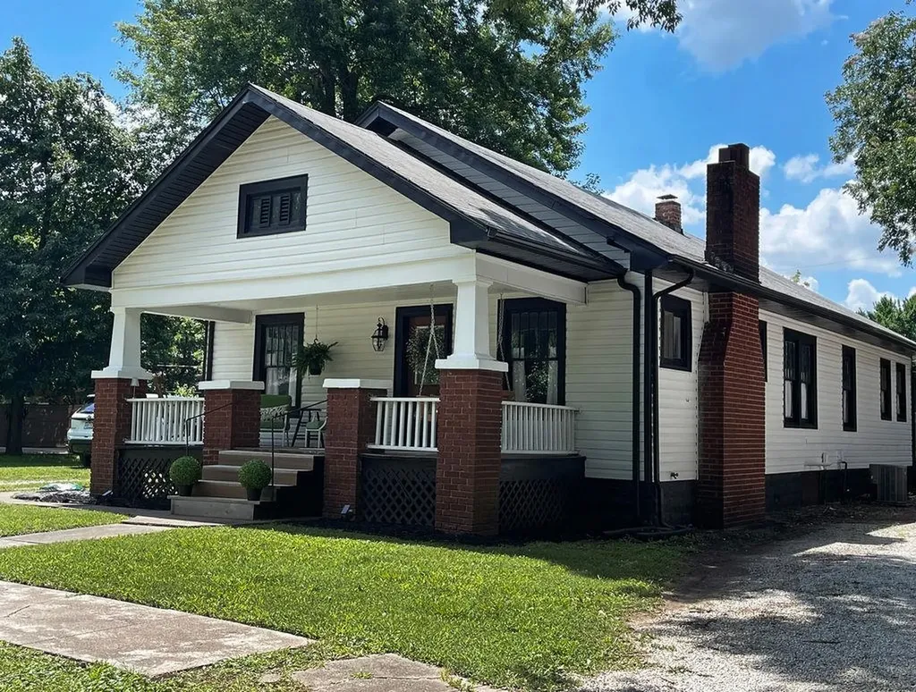 1007 E 14th Winfield KS 67156