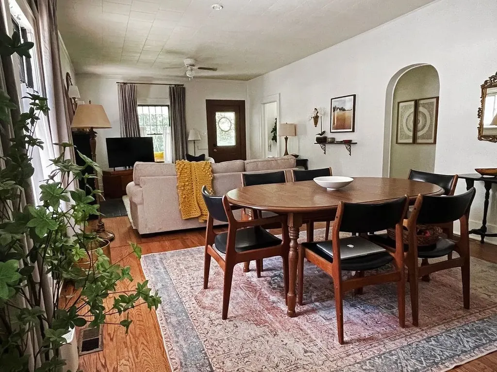 1007 E 14th Winfield KS 67156