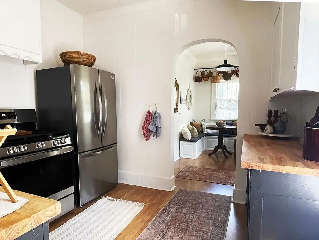 1007 E 14th Winfield KS 67156