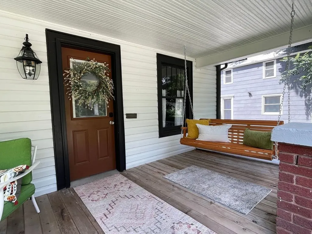 1007 E 14th Winfield KS 67156